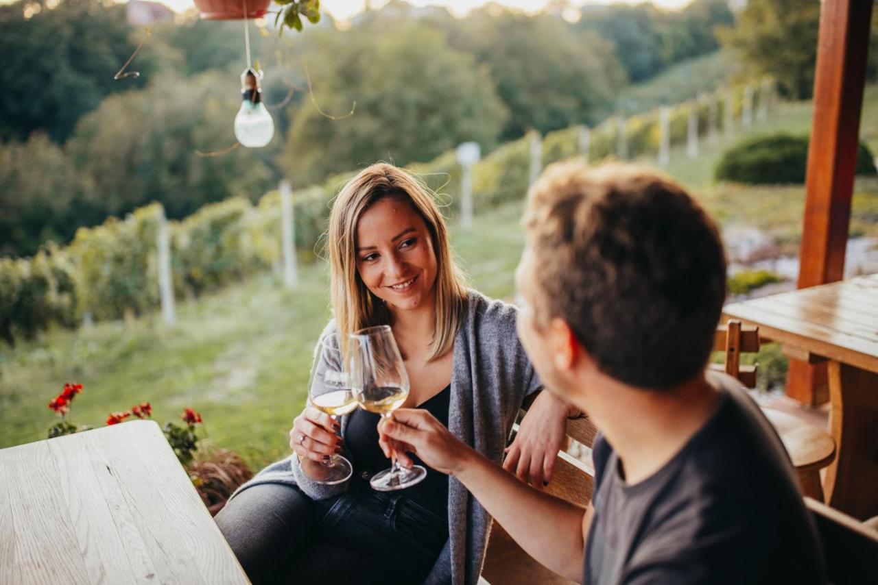 Wine Camp Hazic Hotel Sveti Martin Na Muri Buitenkant foto
