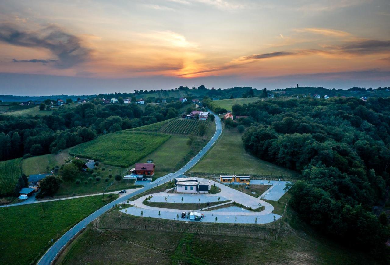 Wine Camp Hazic Hotel Sveti Martin Na Muri Buitenkant foto