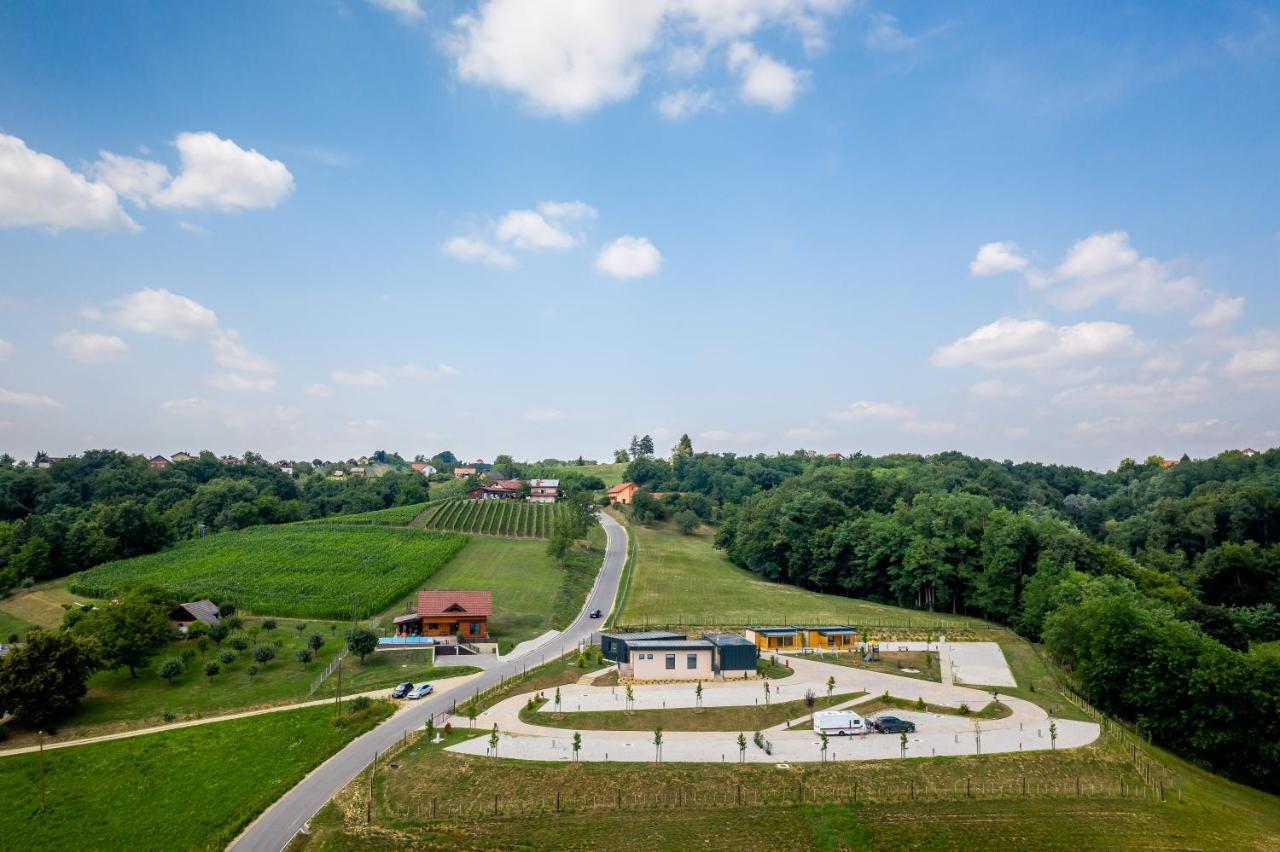 Wine Camp Hazic Hotel Sveti Martin Na Muri Buitenkant foto